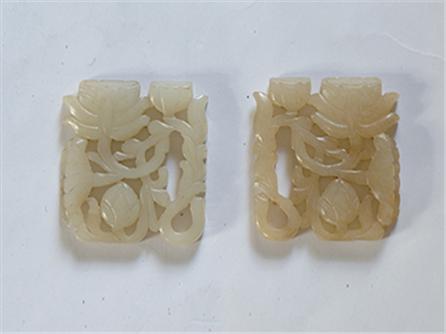  荷花玉佩  金（1115-1234年）